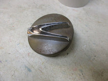 Charger l'image dans la galerie, 60's 70's 80's gas cap with  bird  crest  Mopar GM FOMOCO ?   Shipping include

