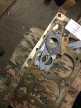 Load image into Gallery viewer, Packard 1937 6 cyl head + manifold gasket Shipping include
