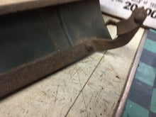 Charger l'image dans la galerie, Packard cowl vent door ventilation 1939 37 38 39 40 41  Shipping include

