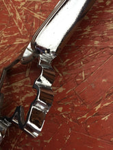 Charger l'image dans la galerie, Packard 1954 53 54 55 ornament rear lid trunk crest  oem# 444156  Shipping include
