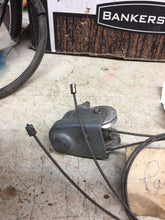 Charger l'image dans la galerie, Packard 1948 49 wiper tower  Shipping include
