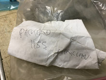 Charger l'image dans la galerie, Packard 1955 56 non locking  exteroior handles lot of 3      Shipping include
