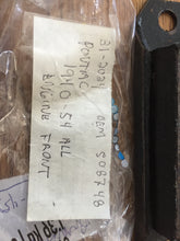 Charger l'image dans la galerie, NORS GM PONTIAC FRONT ENGINE SUPPORT 1940 41 42 46 47 48 49 50 51 52 53 54 508748  Shipping include
