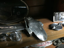 Charger l'image dans la galerie, 10's 20's   Ford Model T  rare accessory for  Headlamp    viewer device        Shipping include
