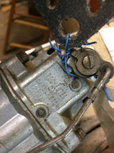 Charger l'image dans la galerie, Carburetor 1BBL Rochester 7006201  Pontiac Canadian 6 cyl model 20,22 1955 1956 with aut. transmission  55 56 Shipping include
