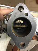 Charger l'image dans la galerie, Carburetor 1BBL Rochester 7004475 Chevrolet &amp; GMC truck 6 cyl /216 eng with hand choke 1932-53 Shipping include
