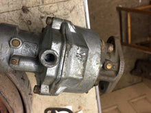 Charger l'image dans la galerie, Carburetor 1BBL Rochester 7004475 Chevrolet &amp; GMC truck 6 cyl /216 eng with hand choke 1932-53 Shipping include
