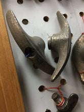 Charger l'image dans la galerie, 10's 20's 30's small window  handle windshield post  GM MOPAR FOMOCO PACKARD STUDEBAKER...SHIPPING INCLUDE
