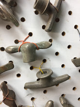 Charger l'image dans la galerie, 10's 20's 30's small window  handle windshield post  GM MOPAR FOMOCO PACKARD STUDEBAKER...SHIPPING INCLUDE
