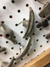 Charger l'image dans la galerie, 10's 20's 30's small window  handle windshield post  GM MOPAR FOMOCO PACKARD STUDEBAKER...SHIPPING INCLUDE
