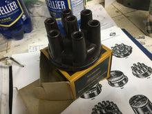Charger l'image dans la galerie, 4661 NORS 6 cyl.distributor cap Replace 5020958  Chrysler DeSoto Dodge 1929 1930  65$ shipping include
