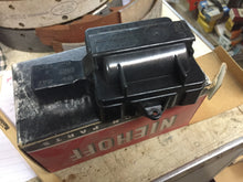 Charger l'image dans la galerie, DR-65 nors distributor cap cover Replace 1875960 American Motors  Buick Cadillac Checker Chevrolet Oldsmobile Pontiac Jeep 74 75 76 77 78 79 80  48$ SHIPPING INCLUDE
