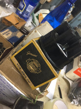 Charger l'image dans la galerie, 4717 6cyl dist cap  Auburn Chandler Chevrolet Chrysler Davis DeSoto Dodge Elcar Erskine Graham Graham-Paige Jewett Marquette Moon Oldsmobile Paige Peerless Plymouth Pontiac Studebaker Velie Nash 1926 27 28 29 30 31 32 33 34 35 36 37 - 41  SHIPPING INCLUDE
