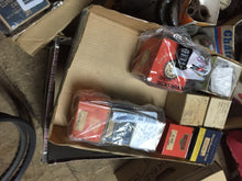 Charger l'image dans la galerie, NORS 6cyl dist cap 1926 1927 1928 Essex distributor cap 26 27 28 SHIPPING INCLUDE
