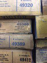 Charger l'image dans la galerie, ONE NORS Victor 49320  REO truck crankshaft oil seal  repl. 2D61   SHIPPING INCLUDE
