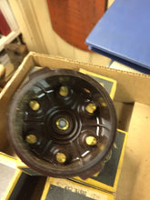 Charger l'image dans la galerie, 6cyl. dist. cap IGB-1240 Auburn Essex Hupmobile Lafayette Diamond T Nash Hudson Packard Studebaker 33 34 35 36 37 38 39 40 41 42 46 47 48 49 50 51   SHIPPING INCLUDE
