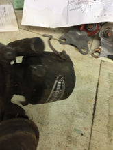 Charger l'image dans la galerie, Auto-Lite 6cyl distributor IGB-4393 1933 1934 1935 Studebaker 33 34 35   Shipping include
