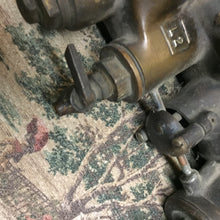 Charger l'image dans la galerie, 10's 20's  Rayfield model L2  carburetor brass    Shipping include
