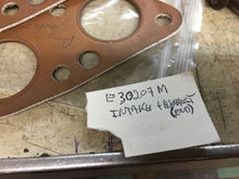Load image into Gallery viewer, 30's 40's 50's NORS Victor 9518 manifold gasket pair CHRYSLER MARINE  replace  E30207M   SHIPPING INCLUDE
