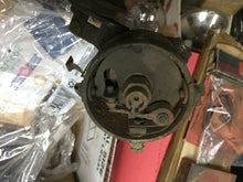 Charger l'image dans la galerie, Auto-Lite 6cyl distributor IGB-4393 1933 1934 1935 Studebaker 33 34 35   Shipping include
