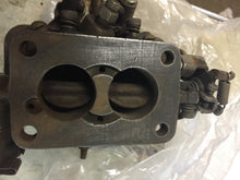 Charger l'image dans la galerie, used Carter WCD carburetor 3 bbl  #624 casting  1950 1951 1952 1953 Buick  serie 40, 50   Shipping include
