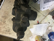 Charger l'image dans la galerie, 10's 20's  Stromberg  model SV33  carburetor brass    Shipping include
