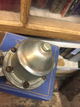 Charger l'image dans la galerie, nos AC 1523543  543  1941 1942 1946 1947E  Ford fuel pump 6 cyl 41 42 46 47 early   Shipping include
