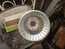 Charger l'image dans la galerie, Packard 30's 40's 50's  hupcap 35$ EACH/ FOR ONE HUBCAP AT YOUR CHOICE    Shipping include
