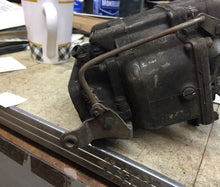 Charger l'image dans la galerie, Carter 2 bbl core carburetor # 595S  Cadillac 46 47 48     145$ SHIPPING INCLUDE
