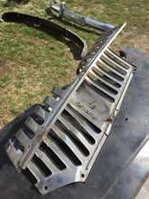 Charger l'image dans la galerie, Mercury 1951 front grill Left and Right side   55$ SHIPPING INCLUDE
