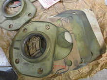 Charger l'image dans la galerie, nors Pair Victor 49802 oil seal  replace 47565/29685A  NASH &amp; Lafayette 1935 1936 rear  wheel OUTER Shipping include
