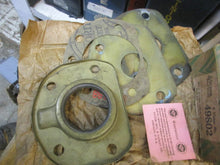 Charger l'image dans la galerie, nors Pair Victor 49802 oil seal  replace 47565/29685A  NASH &amp; Lafayette 1935 1936 rear  wheel OUTER Shipping include
