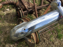 Charger l'image dans la galerie, Front bumper + one bumperette  Buick 1949  145$ SHIPPING NOT INCLUDE- you pay shipping cost directly to UPS
