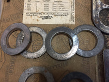 Charger l'image dans la galerie, NORS Replace 555402 manifold gasket set Oldsmobile 8 line 1937 38 39 40 41 42 46 47 48 95 $ shipping include
