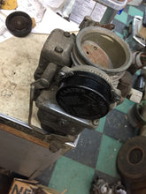 Charger l'image dans la galerie, Carter 2 bbl core carburetor # 595S  Cadillac 46 47 48     145$ SHIPPING INCLUDE
