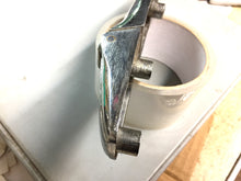Charger l'image dans la galerie, GM  nos/nors Oldsmobile 1941 42 46 47 48  trunk hinge deck lid Right hand  only     80$ Include shipping
