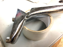 Charger l'image dans la galerie, GM  nos/nors Oldsmobile 1941 42 46 47 48  trunk hinge deck lid Right hand  only     80$ Include shipping
