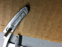 Charger l'image dans la galerie, GM  NOS letter "P" GR 8.039 521413  hood or trunk lid 1956 PONTIAC namecrect 75$ Include shipping
