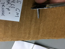 Charger l'image dans la galerie, GM  NOS letter "P" GR 8.039 521413  hood or trunk lid 1956 PONTIAC namecrect 75$ Include shipping
