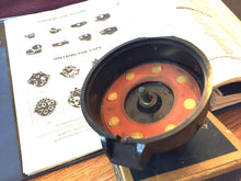 Charger l'image dans la galerie, 4085 nors distributor cap 8 cyl  Diana Elcar Hupmobile Packard Rickenbaker  1923 24 25 26 27   150$ SHIPPING INCLUDE
