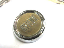 Charger l'image dans la galerie, Fomoco  METEOR 1951 1952 Mainline NOT FORD steering wheel horn crest SHIPPING INCLUDE
