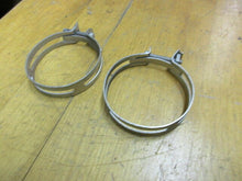 Charger l&#39;image dans la galerie, 2 1/2 (2.60) inch  Pair vintage hose clamps GM Mopar FOMOCO heater
