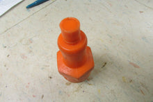 Charger l&#39;image dans la galerie, Automobilia Spark plug safety container Bosch sparkplug Germany
