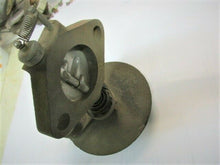 Charger l&#39;image dans la galerie, 1953 1954 Mercury OEM Heat riser valve 53 54 55 56 57 58 59 60 61 62 63 64 Ford
