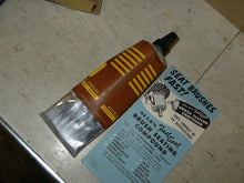 Charger l&#39;image dans la galerie, Allen Nos generator brush compound Automobilia man cave garage 50&#39;s 60&#39; 70&#39;s
