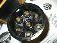 Charger l&#39;image dans la galerie, 4717 Chevrolet Graham Nash Pontiac 26 27 28 29 30 31 32 33 34 35 36 37 38 39 40

