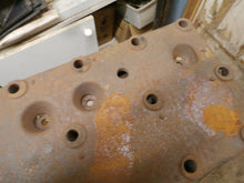 Charger l&#39;image dans la galerie, 8 cyl. Packard head 34 35 36 37 38 39 40 41 42 46 47 48  49 50part number 367635
