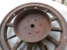 Charger l&#39;image dans la galerie, antique wood wheel 20&#39;s 30&#39;s rear drum brake 11 x 21/2inch  GM Mopar Nash Stude
