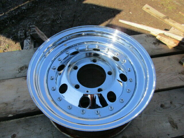 Chrome mag wheel rim 15 x 7   5 1/2 bolt paterns