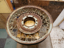 Charger l'image dans la galerie, Wirewheel 7 holes nuts Luxury cars 20's 30's  Shipping include
